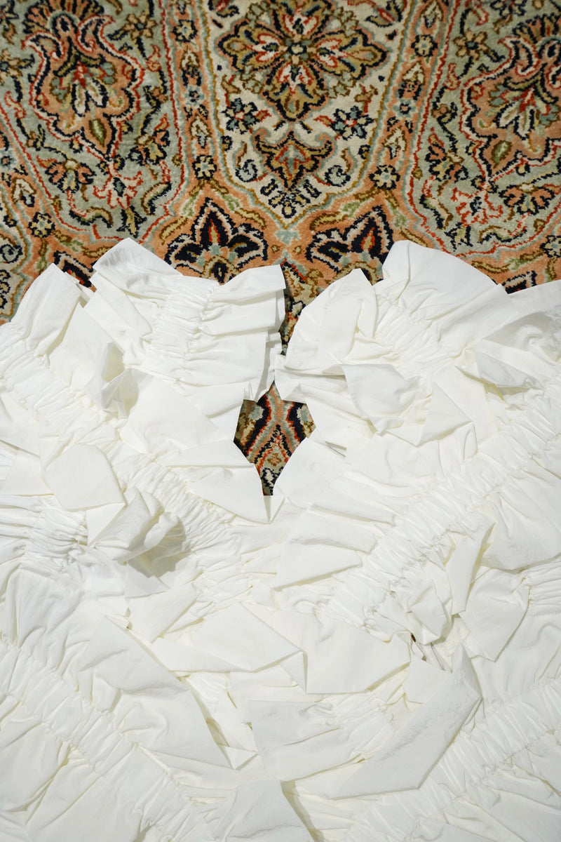 HOUGA(ホウガ)のkiki frill vest(white)(ベスト)の通販