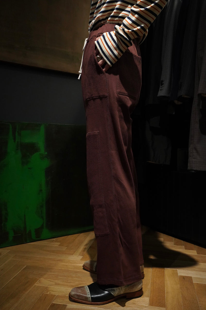 Urig(ウーリッヒ)のWAFFLE EASY PANTS(BROWN)(イージーパンツ)の通販