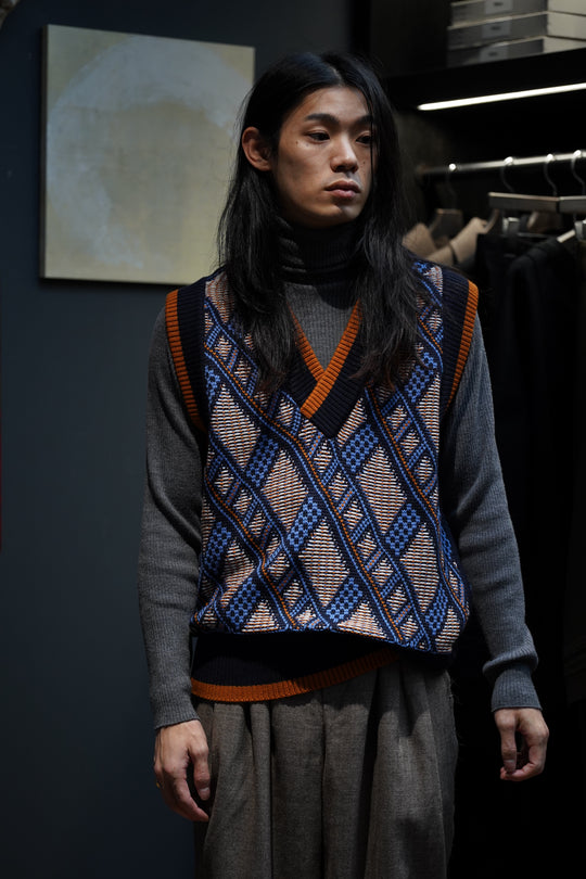 NICHOLAS DALEY(ニコラス デイリー)のREVERSIBLE VEST(NAVY