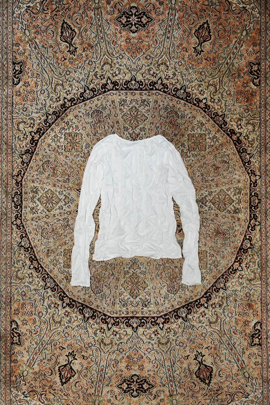 HOUGA(ホウガ)のdearly tops(white)(トップス)の通販