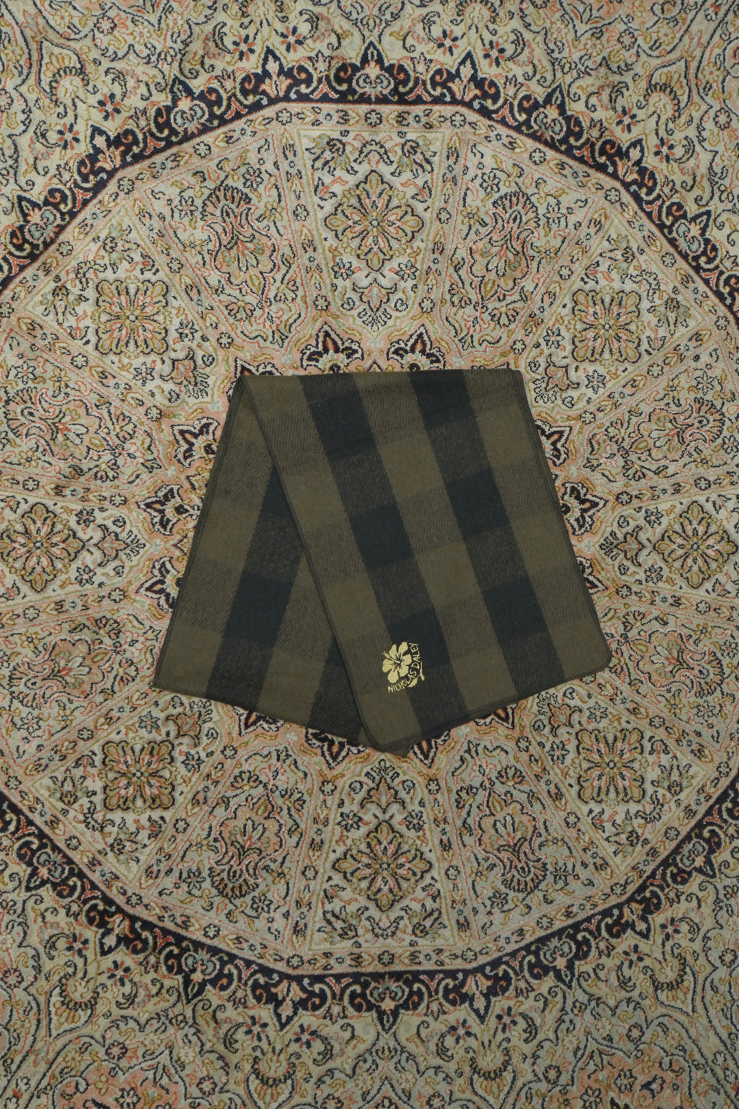 NICHOLAS DALEY(ニコラス デイリー)26AWのHibiscus Scarf Ex CEDARWOOD