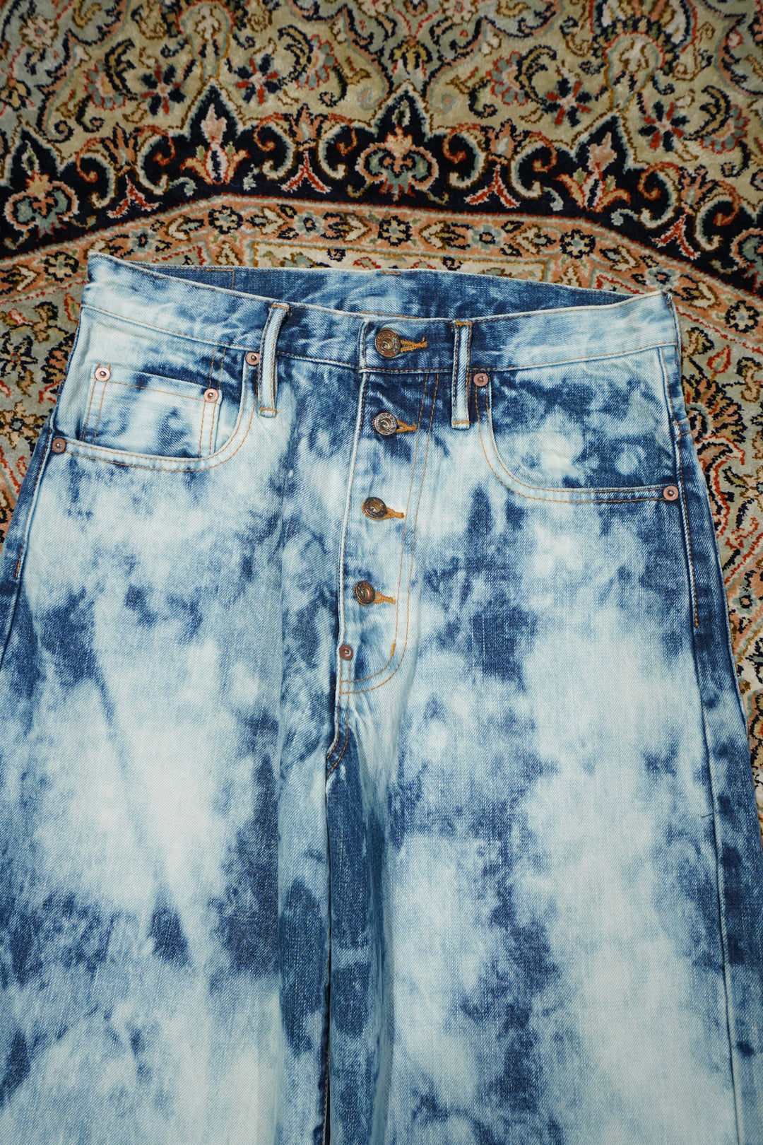 SUGARHILL(シュガーヒル)のRANDOM BLEACH CLASSIC DENIM PANTS(FADED