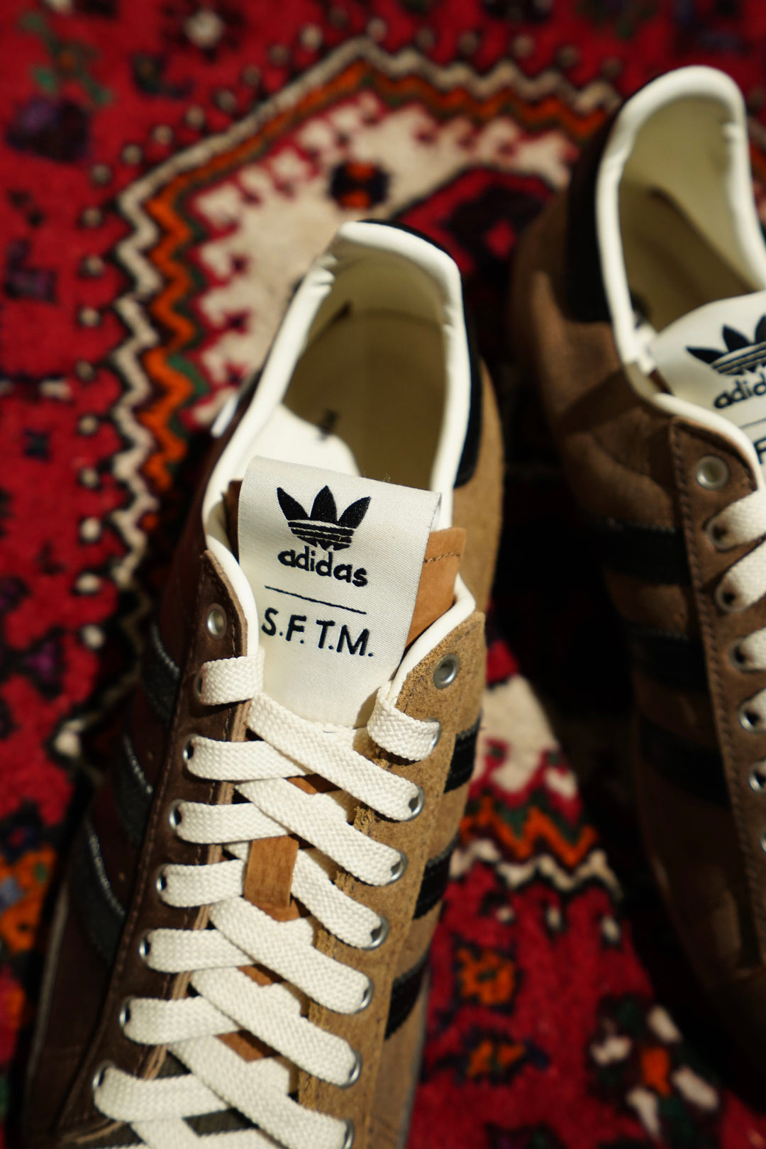 adiads(アディダス)のSong for the Mute SUPERSTAR 82 SFTM (BROWN