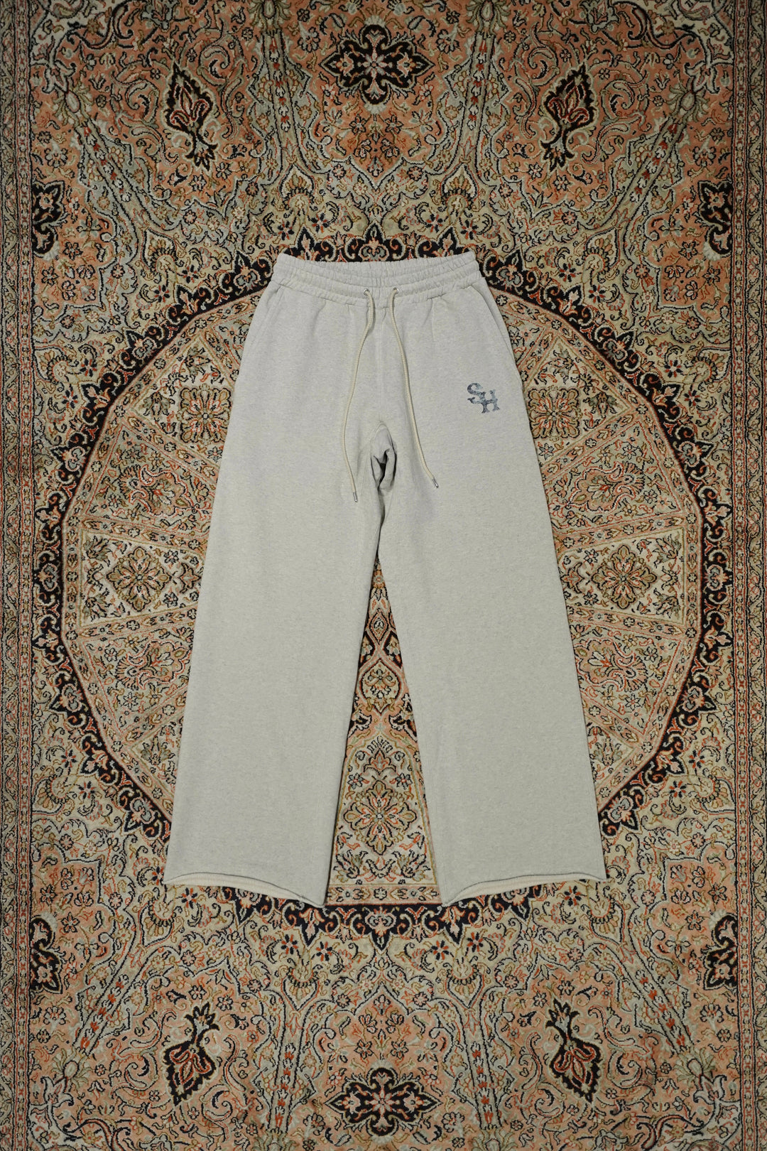 37FC31D8-239C-49F0-87F2-