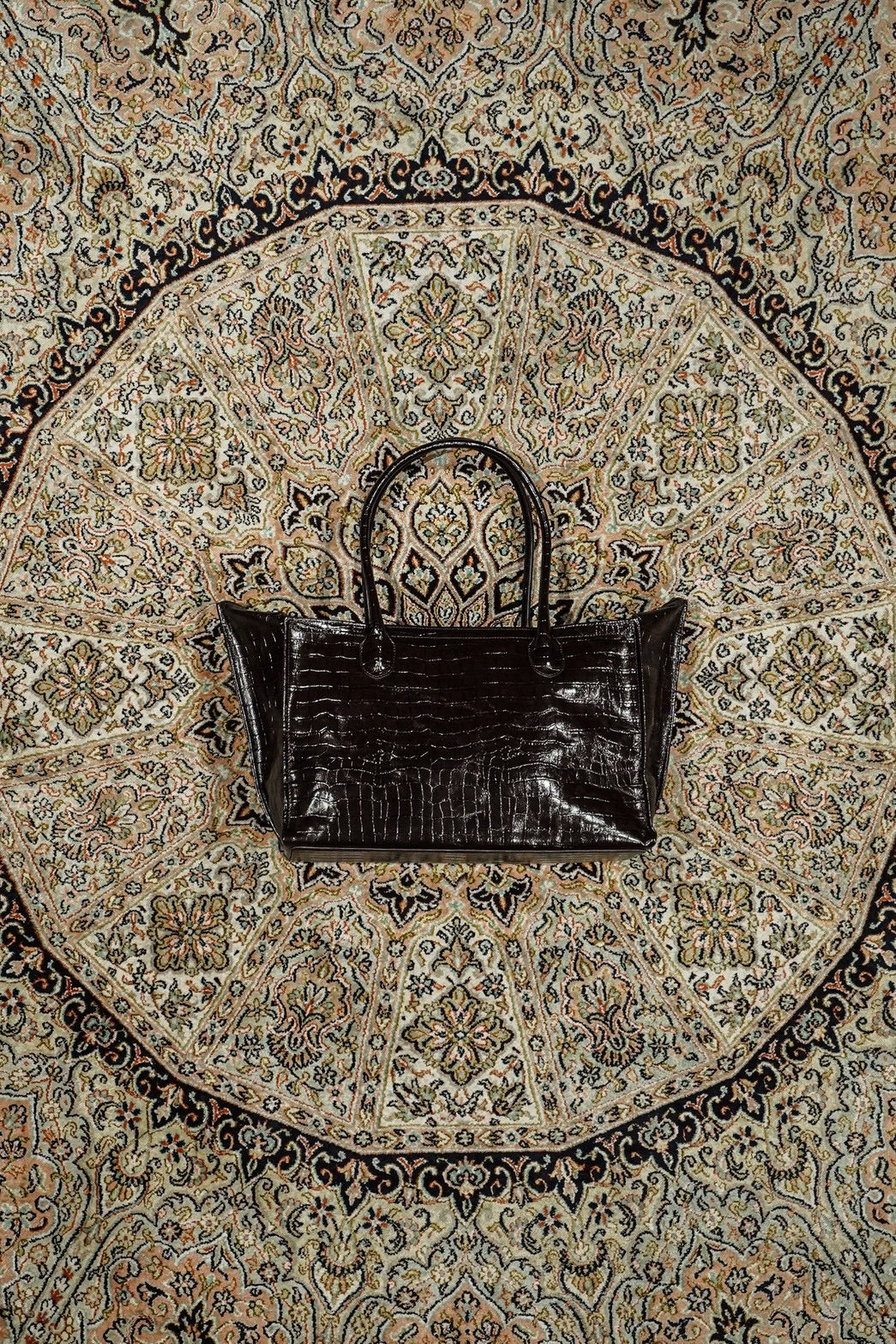 Omar Afridi(オマールアフリディ)2026SSのCROCODILE EMBOSSED (BROWN