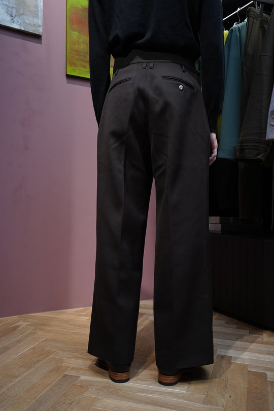 Omar Afridi(オマールアフリディ) のREICH PLEATED TROUSERS(TOBACCO