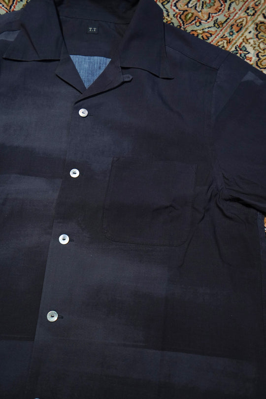 Taiga Takahashi(タイガタカハシ)のOPEN COLLAR SHIRT(KAMISOE PRONT