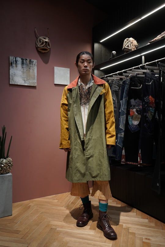 NICHOLAS DALEY(ニコラス デイリー)25SSのSLYGO MAC(RED/GREEN/GOLD