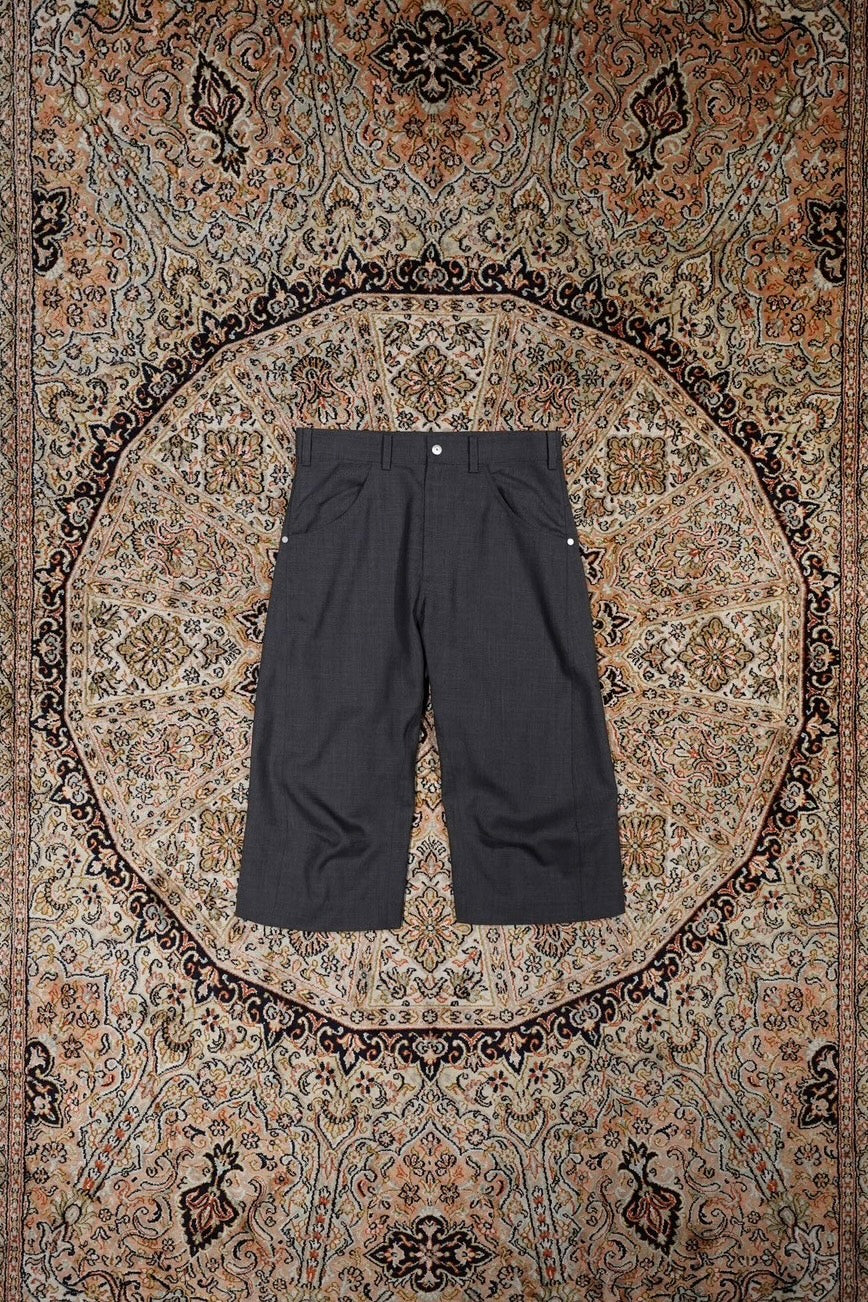 Omar Afridi(オマールアフリディ)25SSのKNEE DARTED FLARE