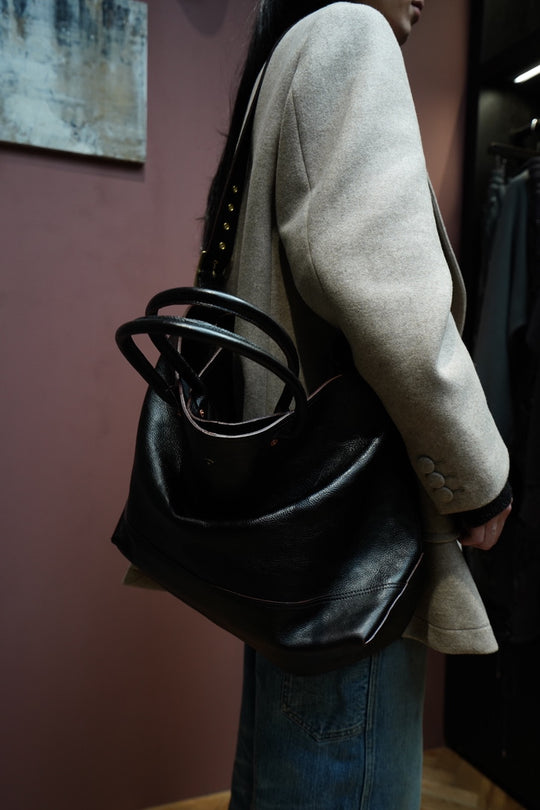 SUGARHILL(シュガーヒル) 25AWのLEATHER TOTE BAG(BLACK SHRINK