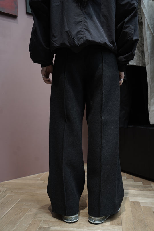 Omar Afridi(オマールアフリディ)25AWの2D TROUSERS(CHARCOAL GREY