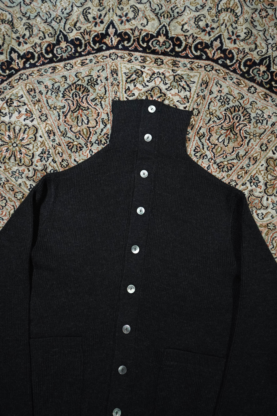 Taiga Takahashi(タイガタカハシ)のTURTLENECK CARDIGAN(CHARCOAL