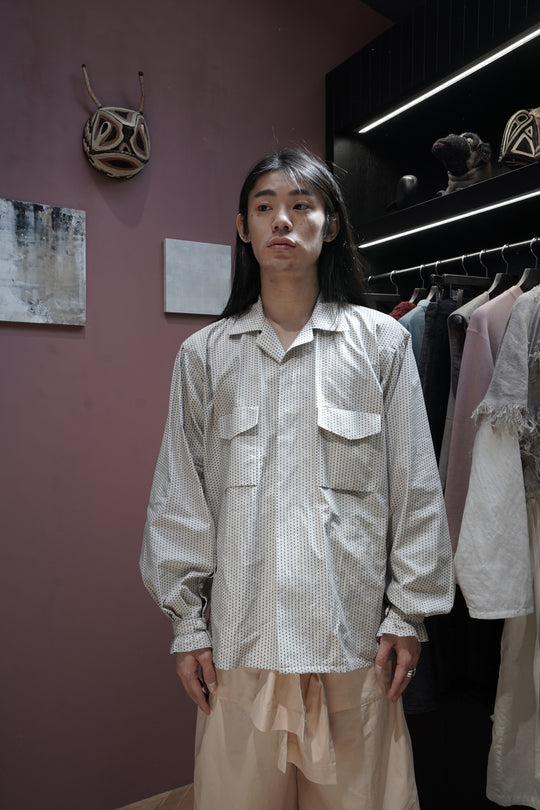SARTO OPEN COLLAR BLOUSE 25SS サルト SARTO(サルト)25SSのOPEN COLLAR BLOUSE(O.WHITE/BLACK)(トップス)の
