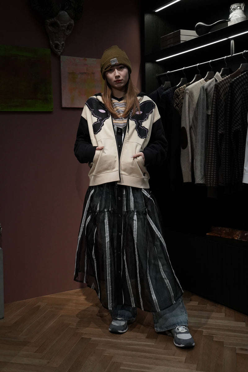 5B96B74D-62A8-428E-A305-