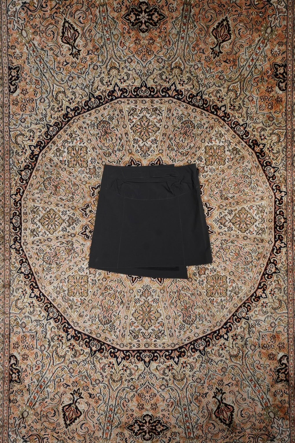 Omar Afridi(オマールアフリディ)25SSのWRAPPED SKIRT(CHARCOAL
