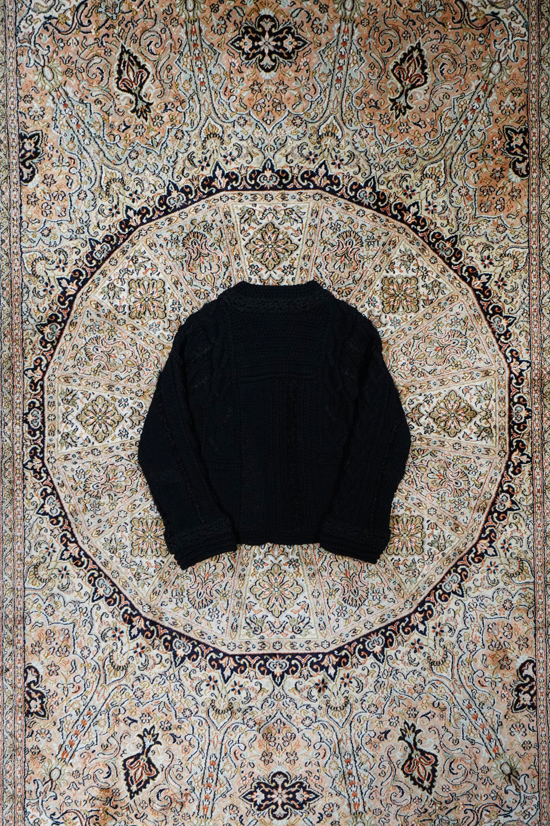お値下げVintage Hooded Tyrolean stitch マント SARTO(サルト)のTYROLEAN JACKEST (BLACK)(ニット)の通販