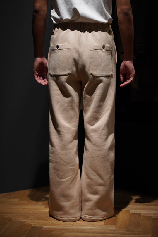 STEAF(スティーフ)のCLASSY WORK SWEAT PANTS(GRAVEL BEIGE)(パンツ)の
