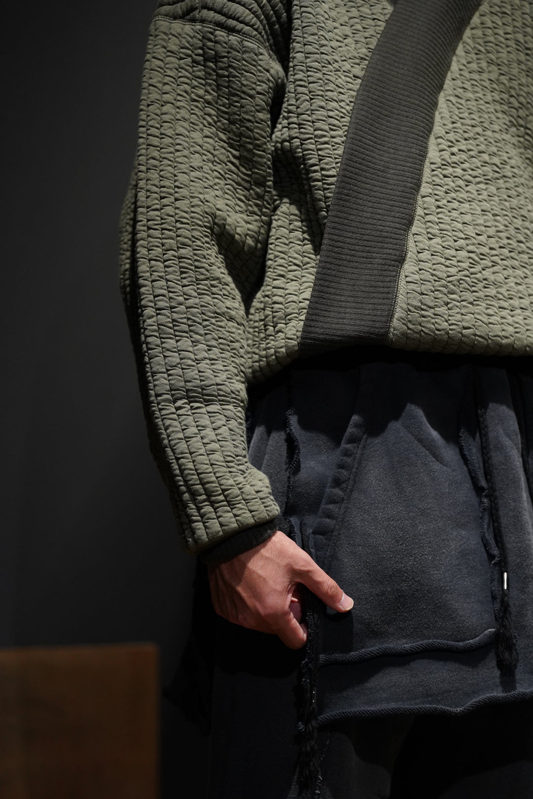 トップス Sasquatchfabrix. OBI-ONE HOODIE (OLIVE) Sasquatchfabrix.(サスクワァッチファブリックス)のOBI-ONE