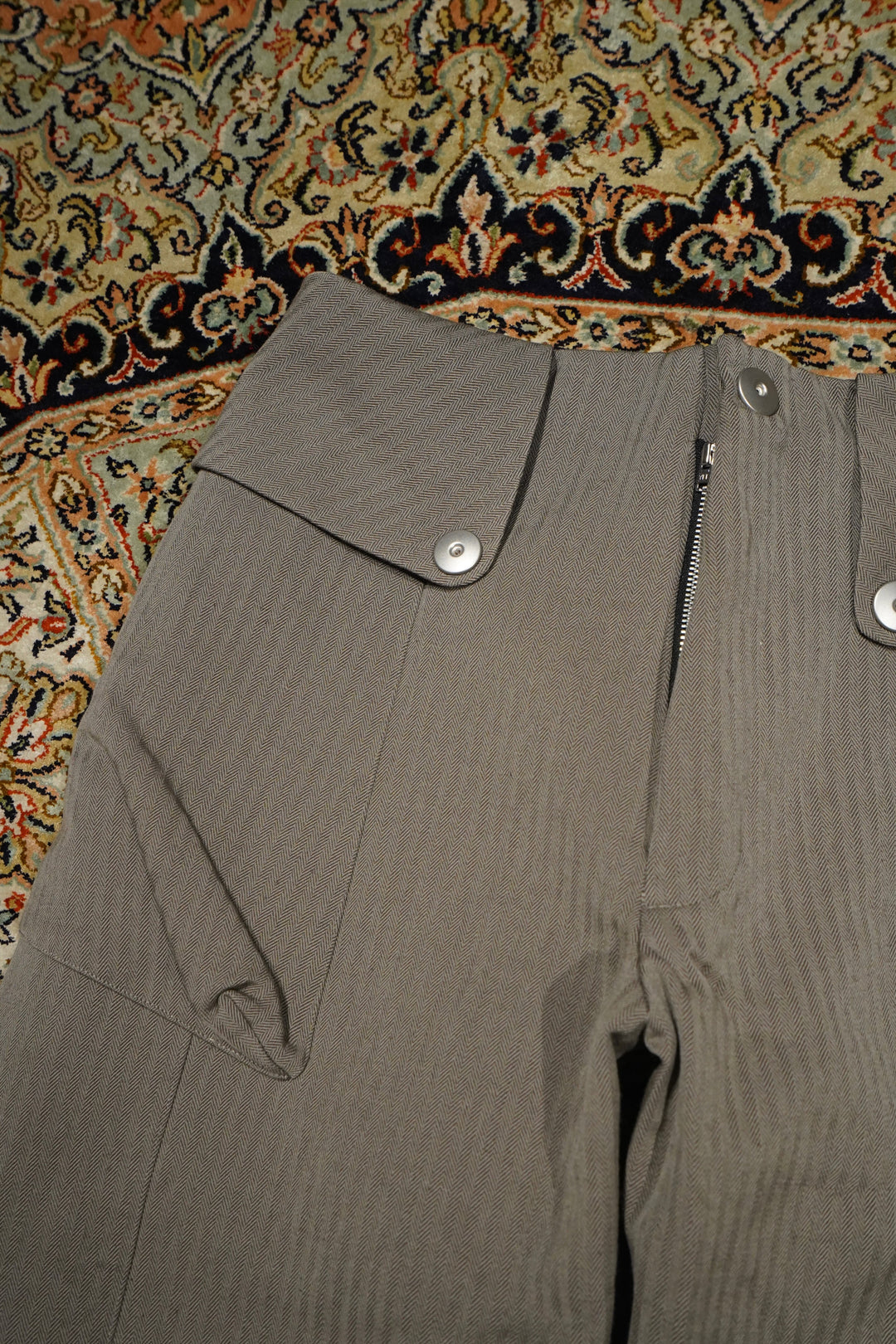 Omar Afridi(オマールアフリディ) のTOTEM CARGO TROUSERS(SMOKE Omar Afridi(オマールアフリディ) のTOTEM CARGO TROUSERS(SMOKE