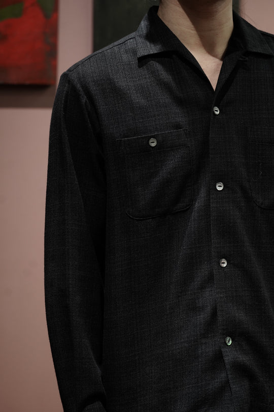 Taiga Takahashi(タイガタカハシ)のSIR GUY SHIRT (BLACK)(シャツ)の