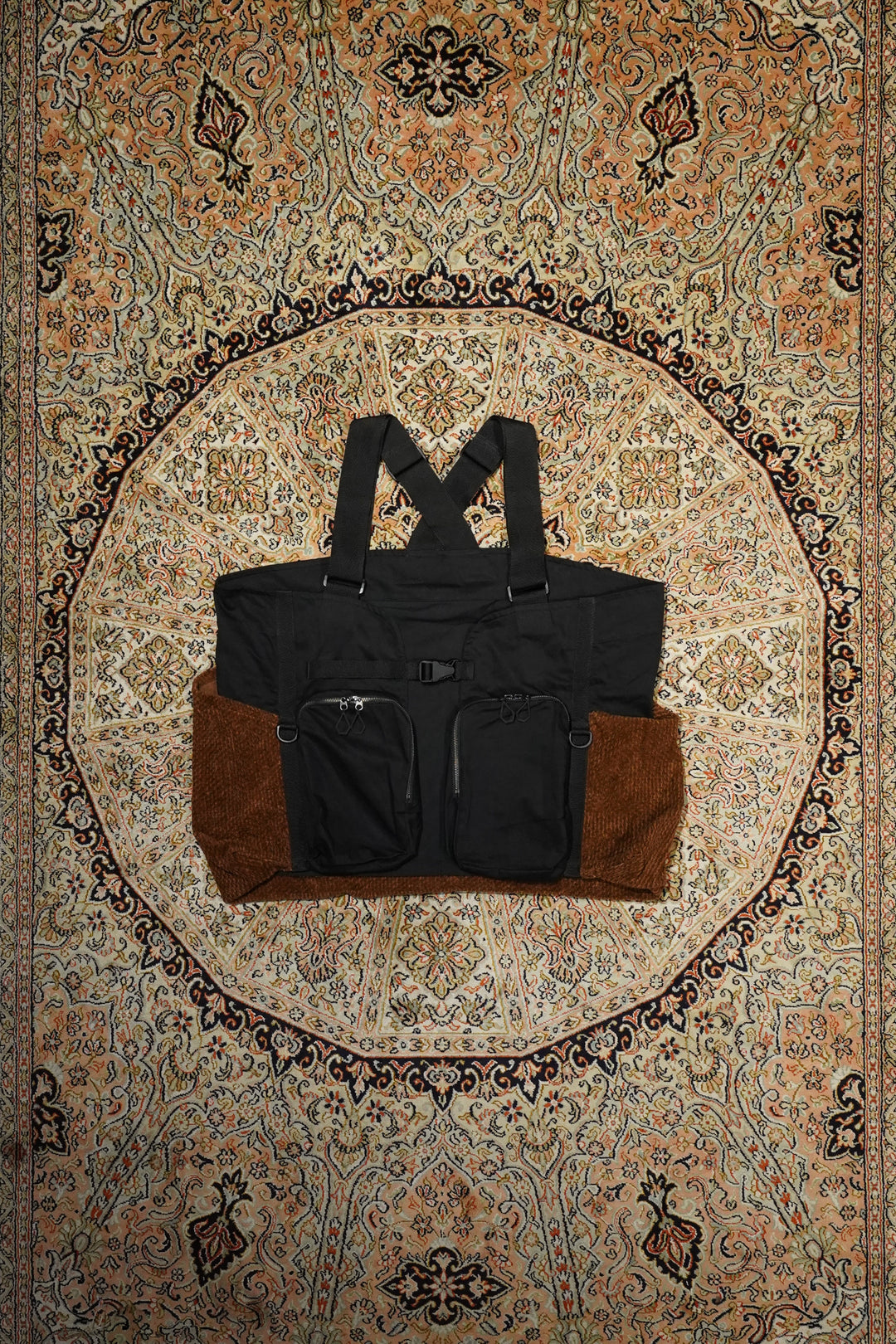 Urig(ウーリッヒ)のBI FABRIC GAME VEST(BK×BRW)(ベスト)の通販