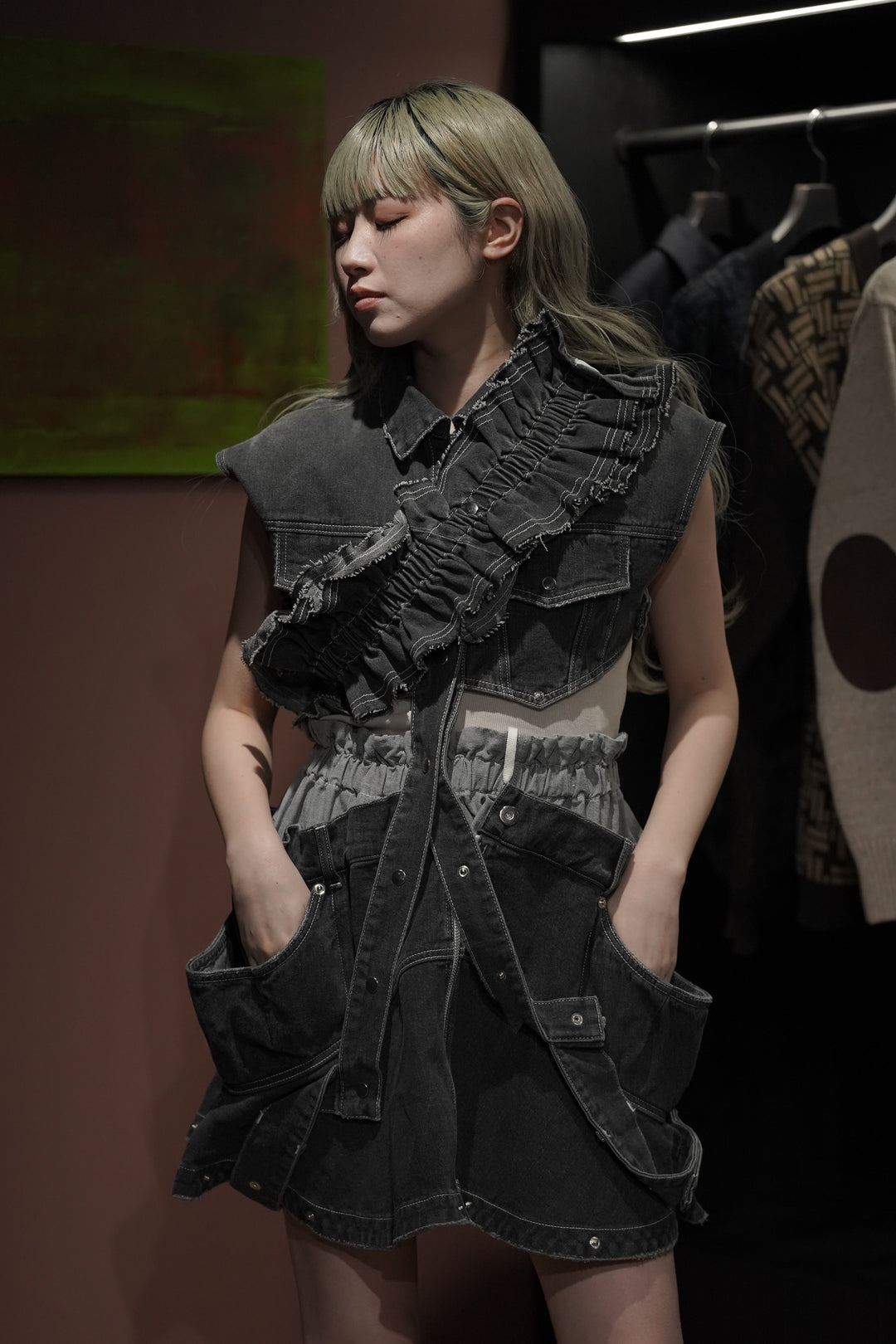 定番人気！ HOUGA(ホウガ)のjean frill belt(black)(ベスト)の通販 トップス