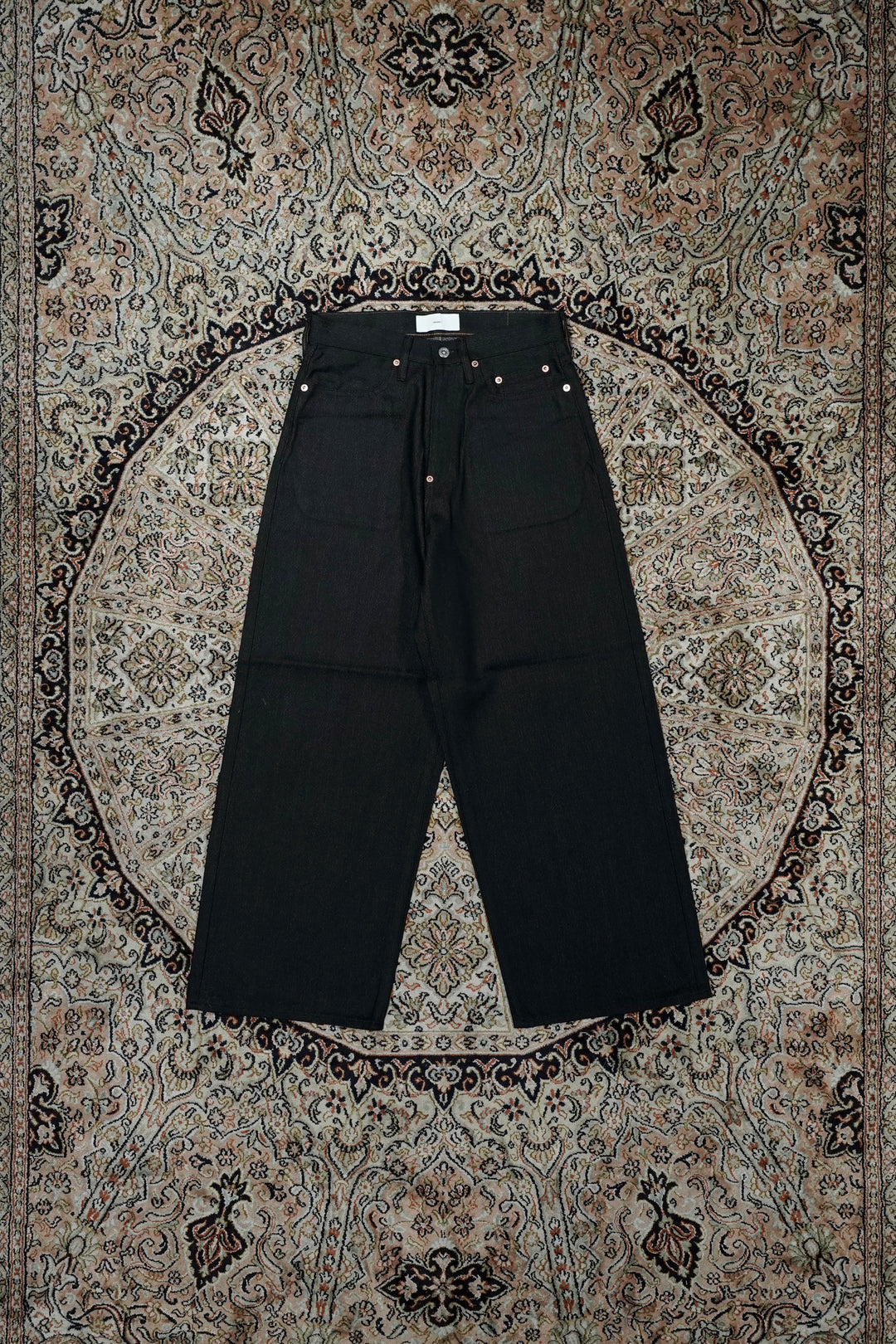 8099FD17-712D-44F0-9275-