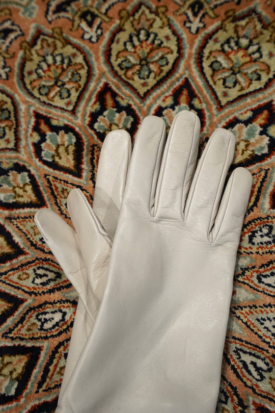 834A01C3-1D10-4AF1-B62D-