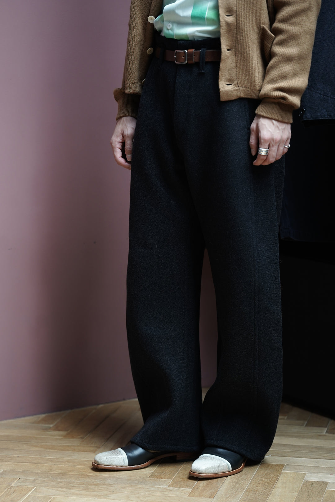 Omar Afridi(オマールアフリディ)25AWのPINA TROUSERS(CHARCOAL GREY