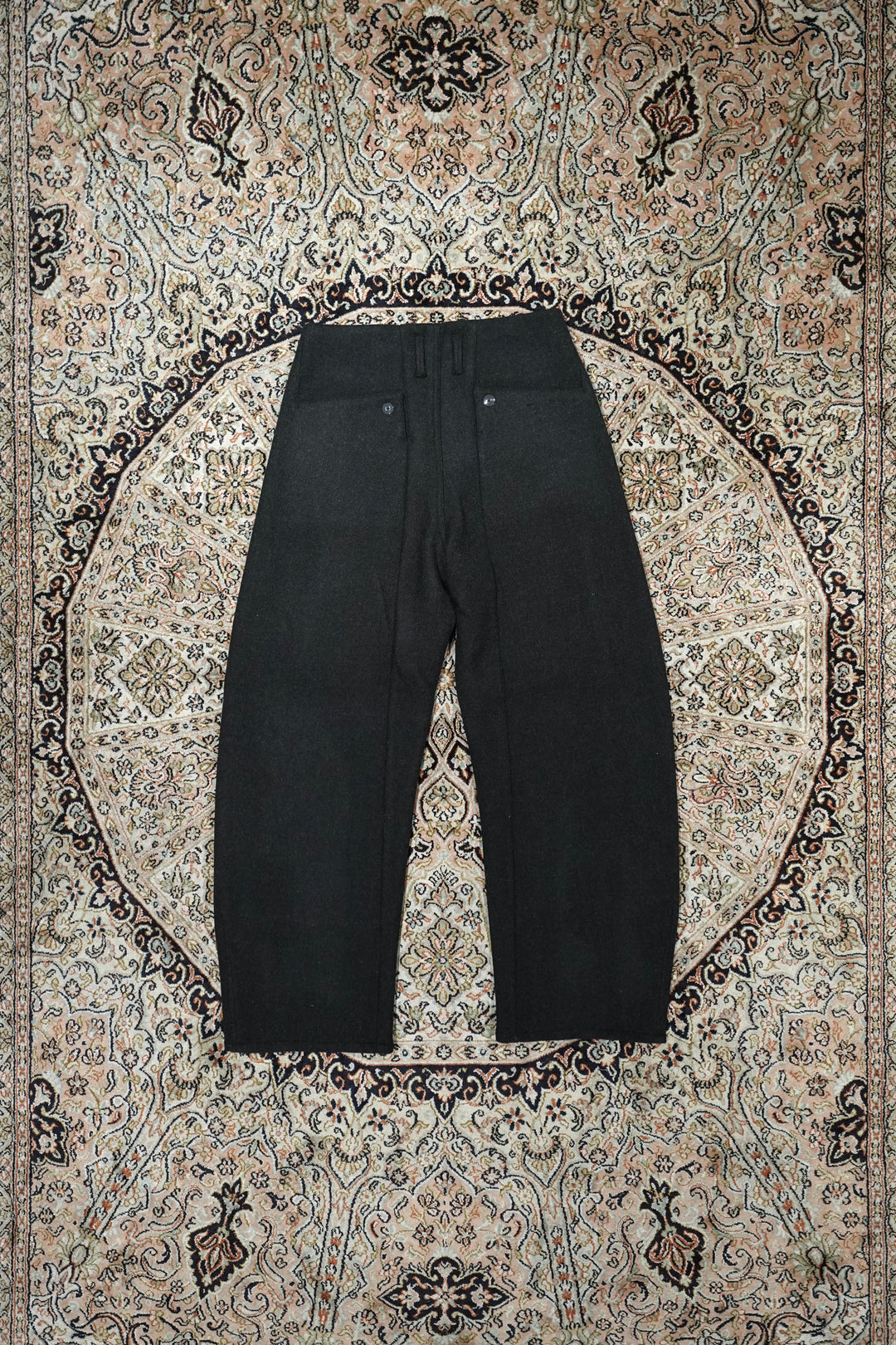 Omar Afridi(オマールアフリディ)25AWのPINA TROUSERS(CHARCOAL GREY