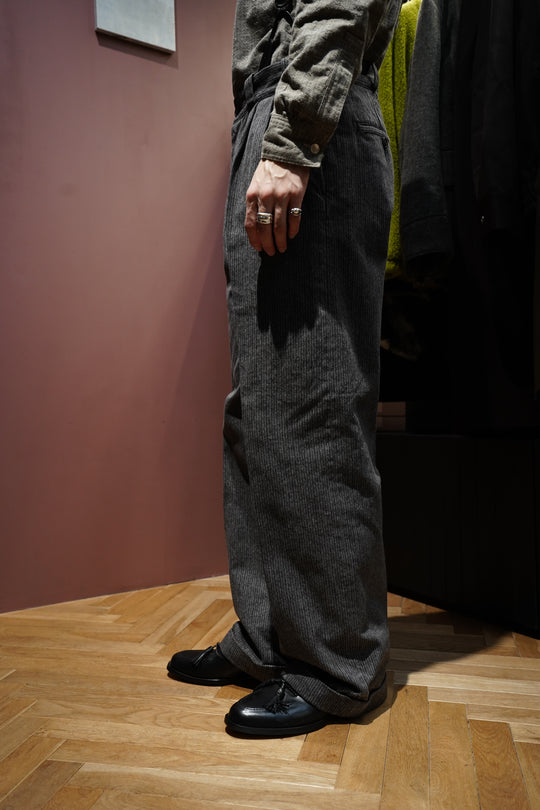 Taiga Takahashi(タイガタカハシ)のWORK TROUSERS(CHARCOAL