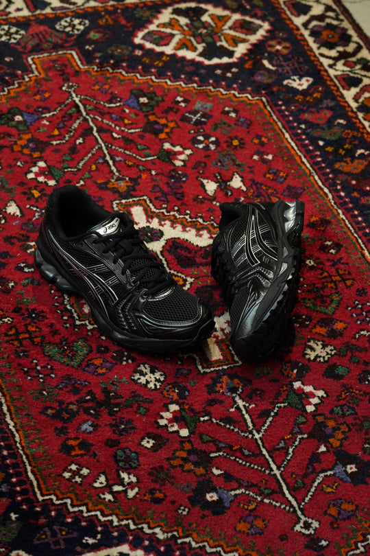 ASICS(アシックス)のGEL-KAYANO 14(BLACK/PURE SILVER