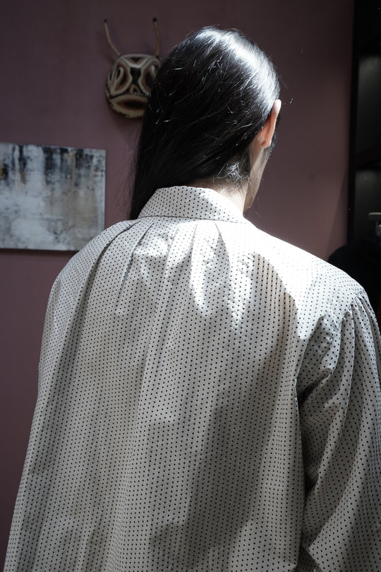 SARTO(サルト)25SSのOPEN COLLAR BLOUSE(O.WHITE/BLACK)(トップス)の