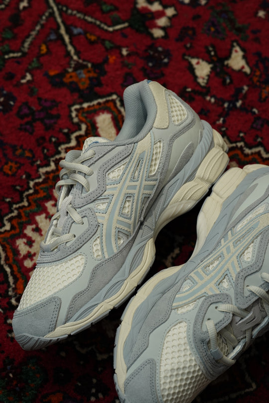 ASICS(アシックス)のGEL-NYC(IVORY/MID GRAY)(スニーカー)(靴)の通販