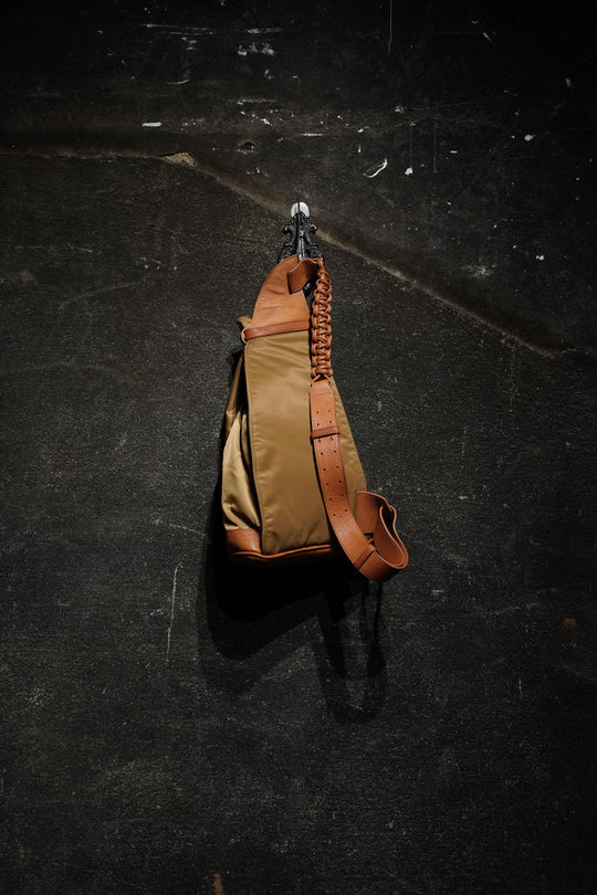 SAGAN VIENNA(サガン・ヴィエンナ)のNY_MOR MORE BAG(BEIGE