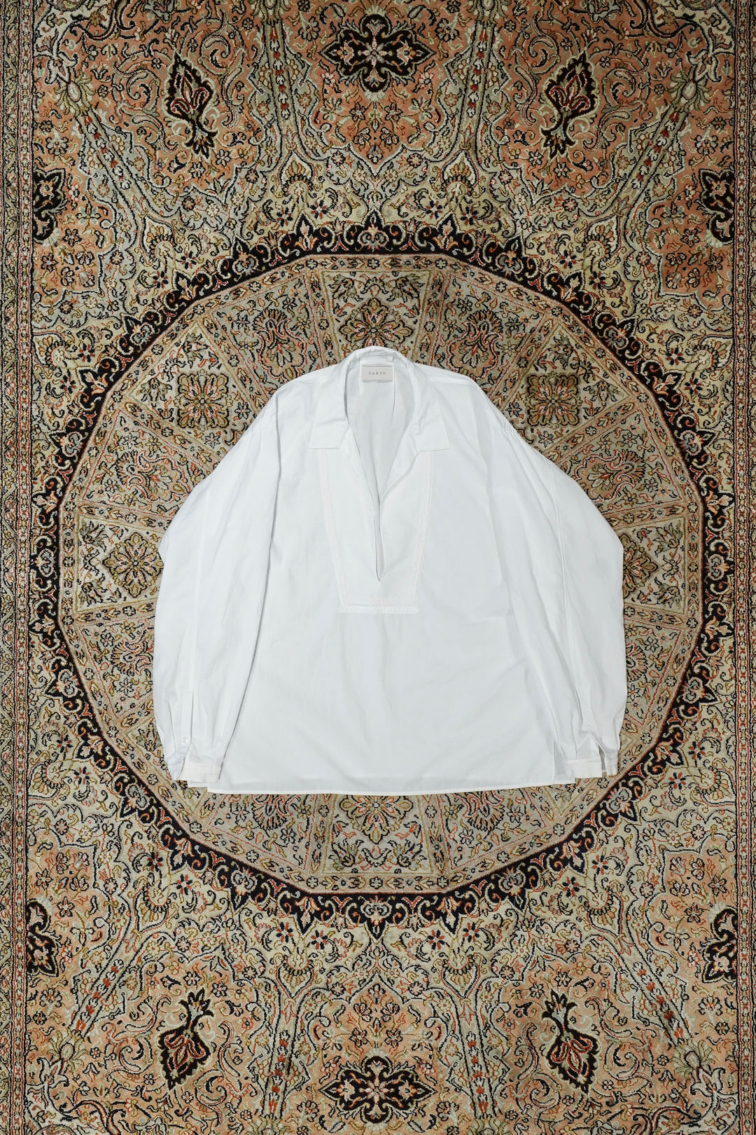 SARTO(サルト)のSKIPPER PULL OVER SHIRT(WHITE)(トップス)の