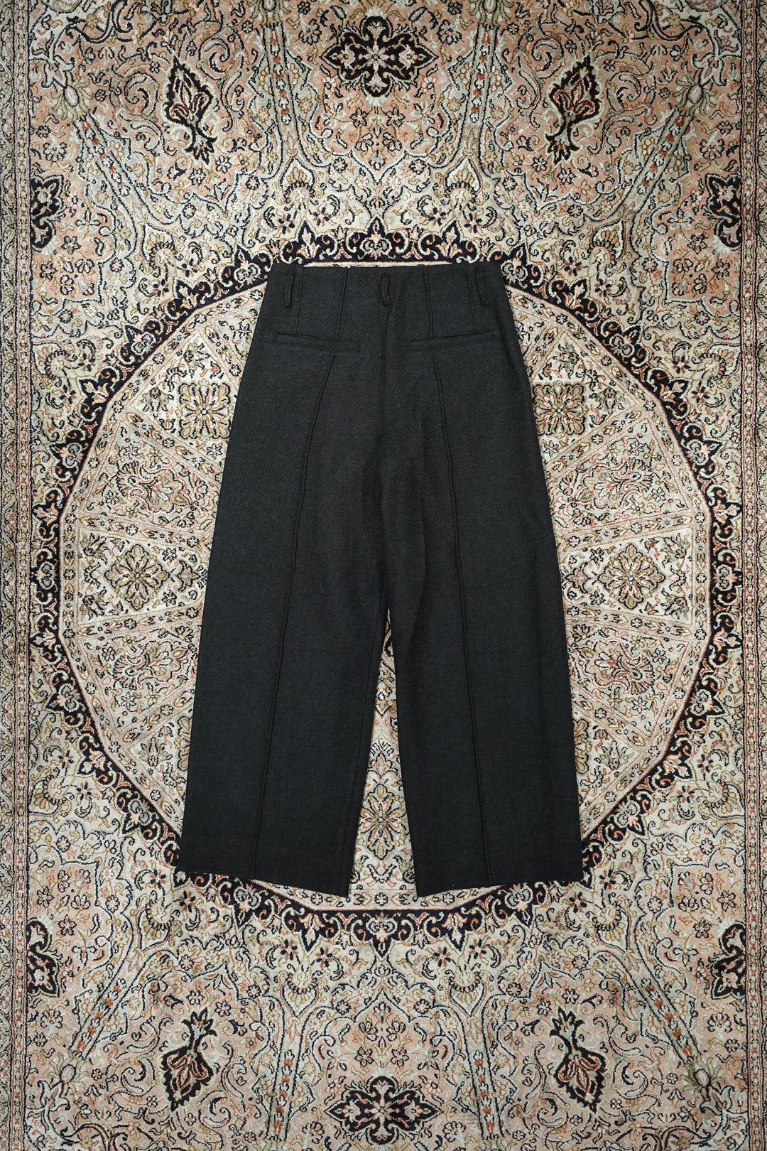 Omar Afridi(オマールアフリディ)25AWの2D TROUSERS(CHARCOAL GREY