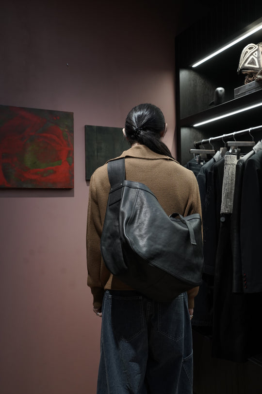 Taiga Takahashi(タイガタカハシ)のNEWSBOY BAG(BLACK LEATHER