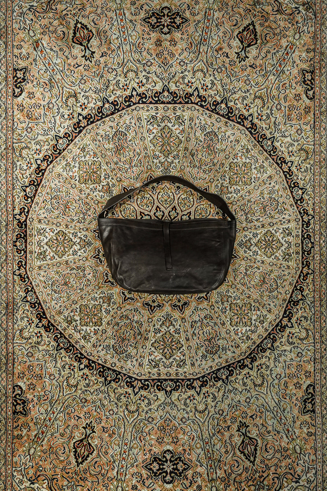 Taiga Takahashi(タイガタカハシ)2026SSのNEWSBOY BAG(BROWN LEATHER