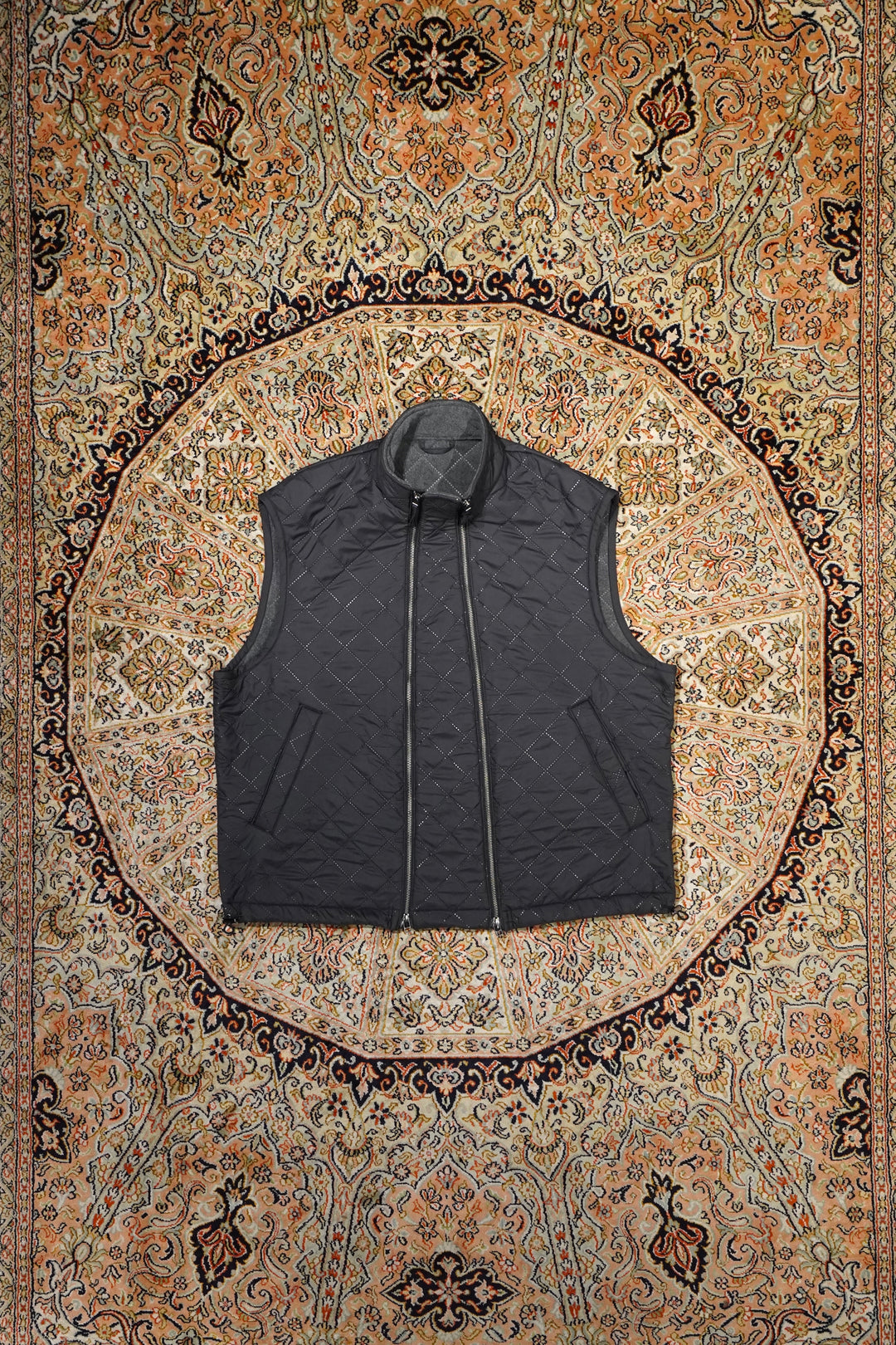 UJOH(ウジョー)のW Zip-up Vest(BLACK)(ベスト)の通販 | CEDARWOOD
