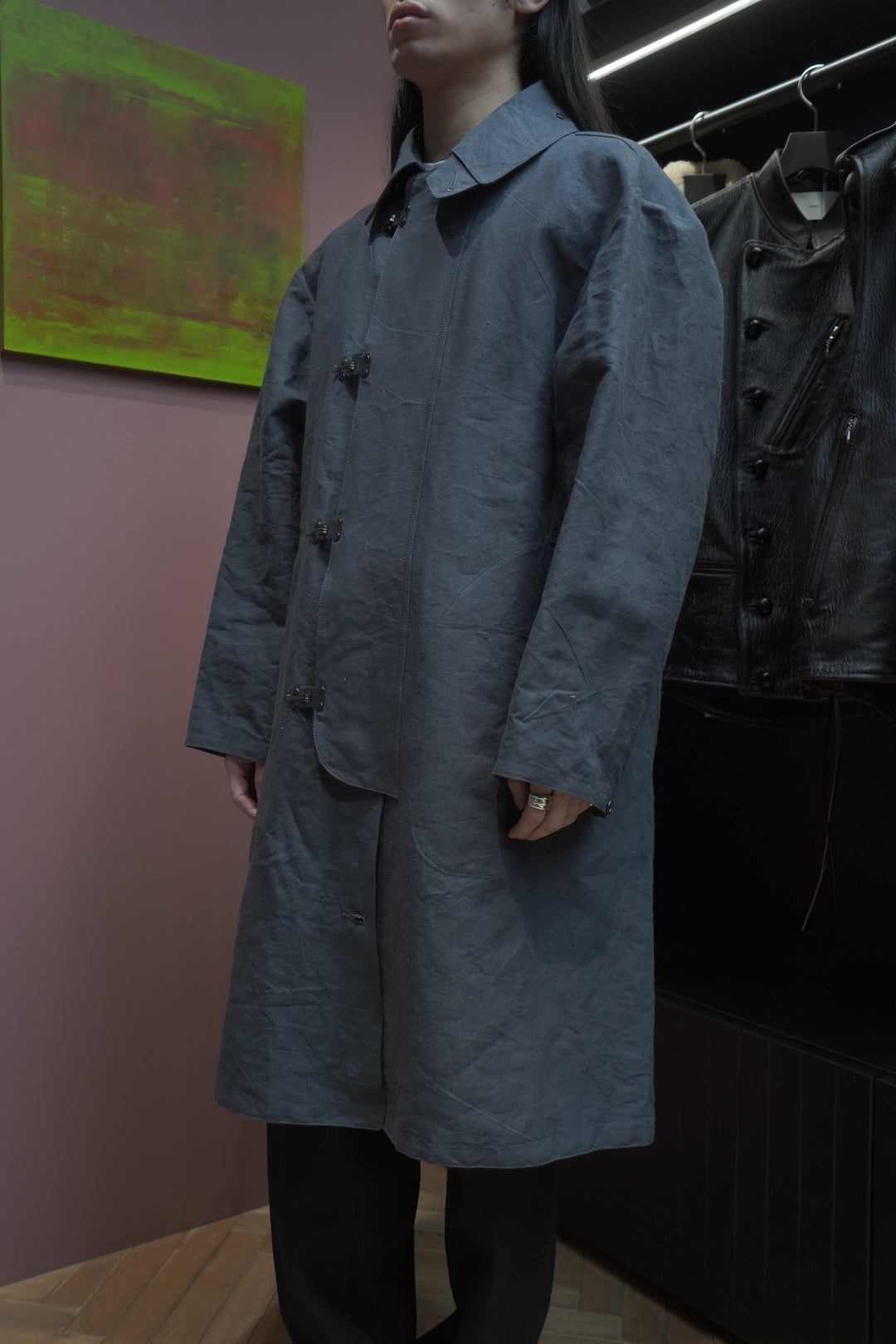 Taiga Takahashi(タイガタカハシ)2026SSのM-1918 RAIN COAT (CHARCOAL