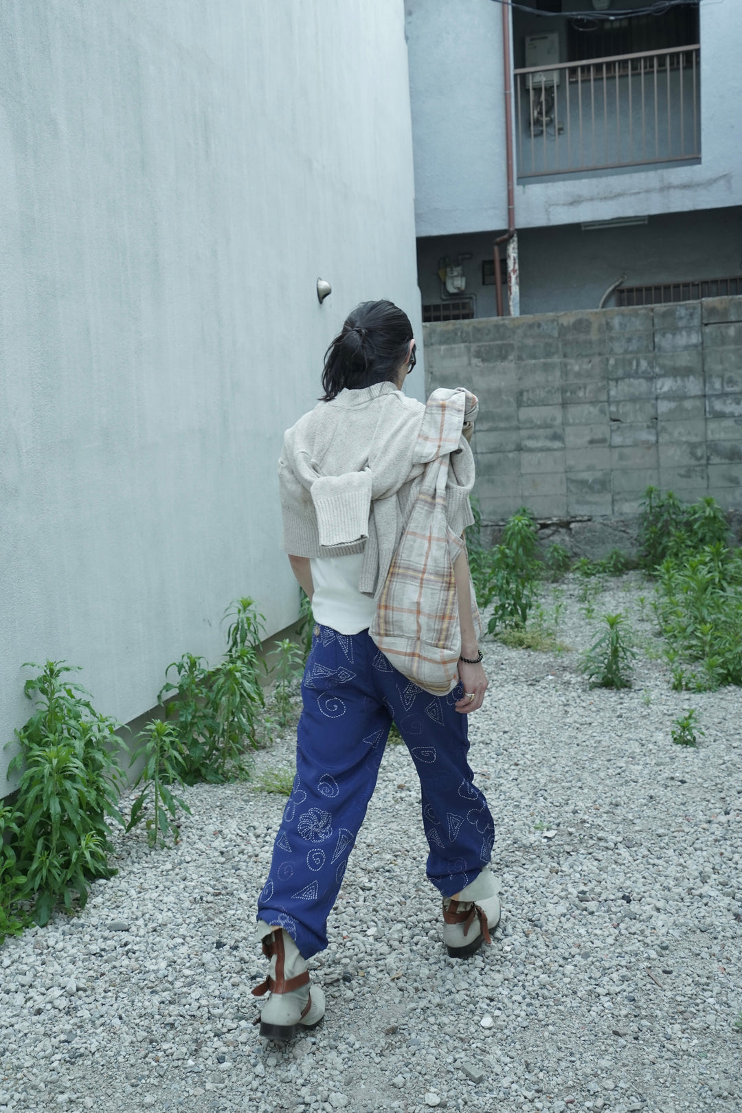 NICHOLAS DALEY(ニコラス デイリー)のSLING PRINTED TOTE BAG TARTAN