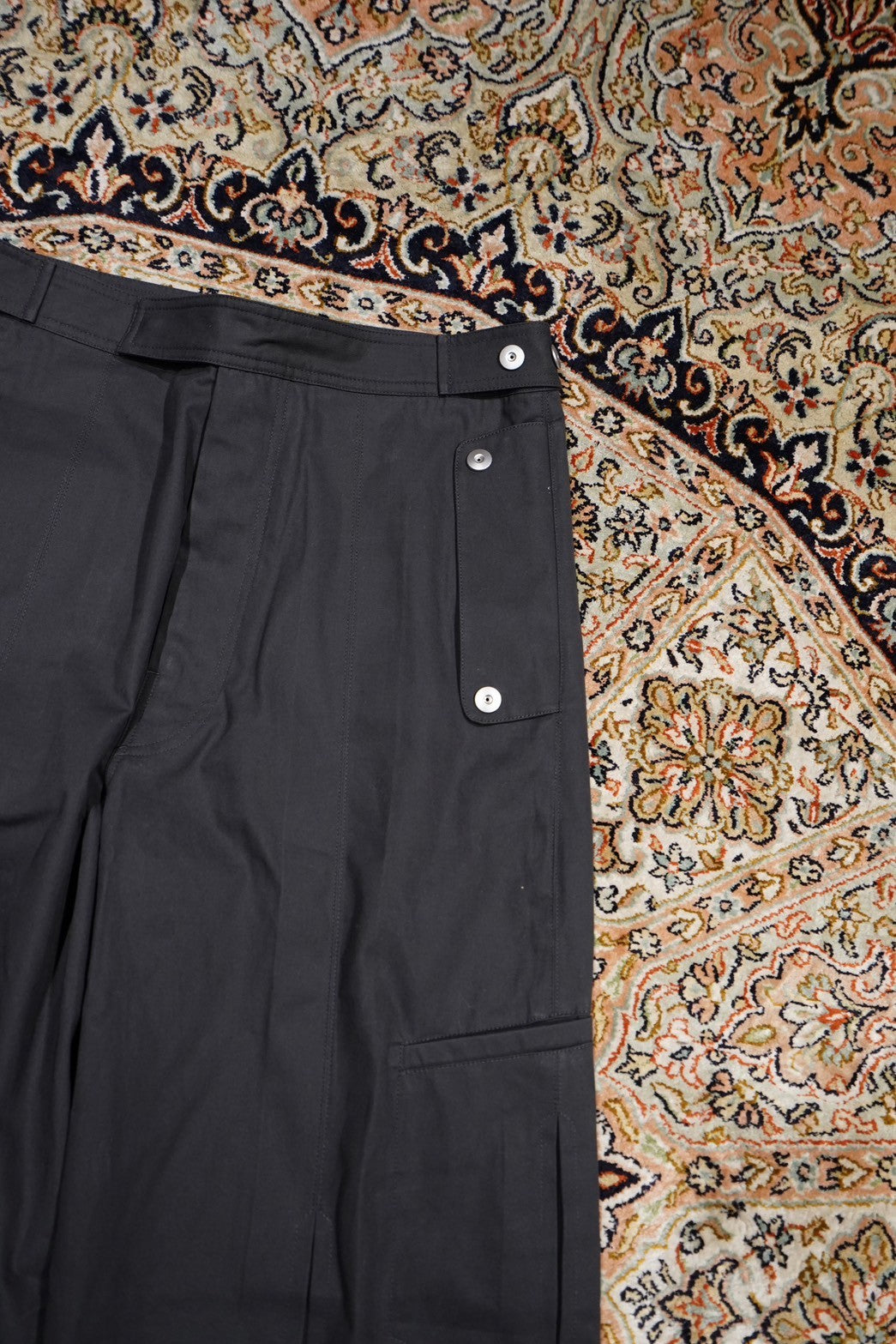 Omar afridi carol trousers 25ss 46 Omar afridi carol trousers 25ss 46