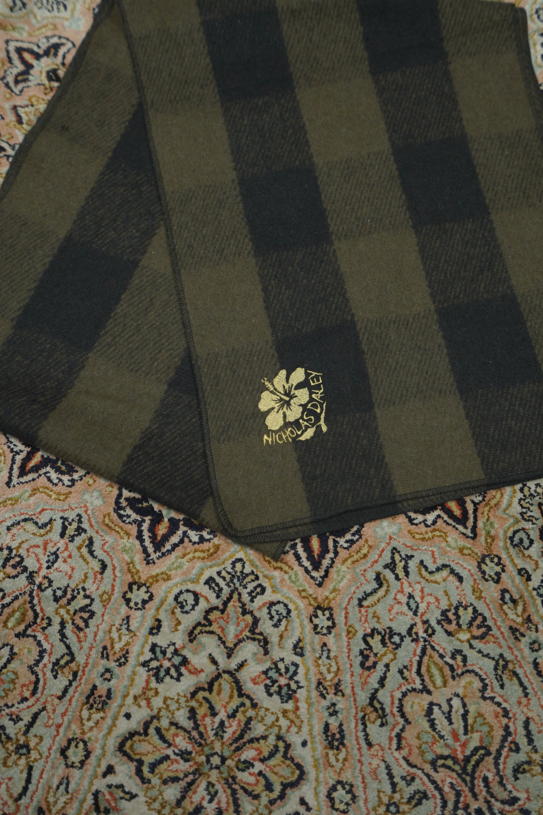 NICHOLAS DALEY(ニコラス デイリー)26AWのHibiscus Scarf Ex CEDARWOOD