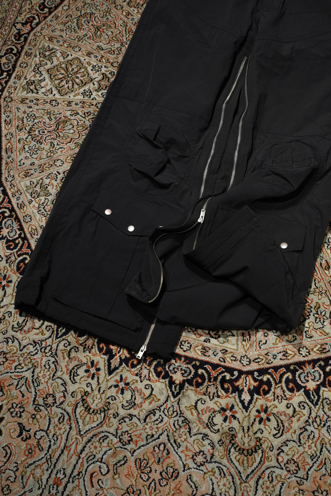 SUGARHILL(シュガーヒル)のPARACHUTE NYLON TROUSERS(BLACK)(ナイロン