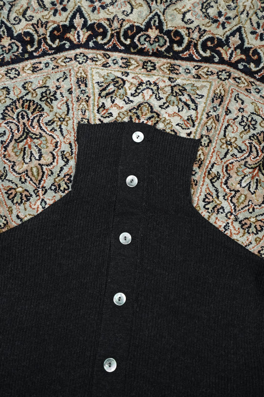 Taiga Takahashi(タイガタカハシ)のTURTLENECK CARDIGAN(CHARCOAL