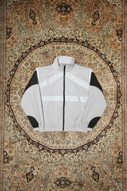 [LE SSERAFIM] WIND BREAKER (Grey)上下セット SOLARIS&Co.(ソラリスアンドコー)のWIND BREAKER(GREY)(ウィンド