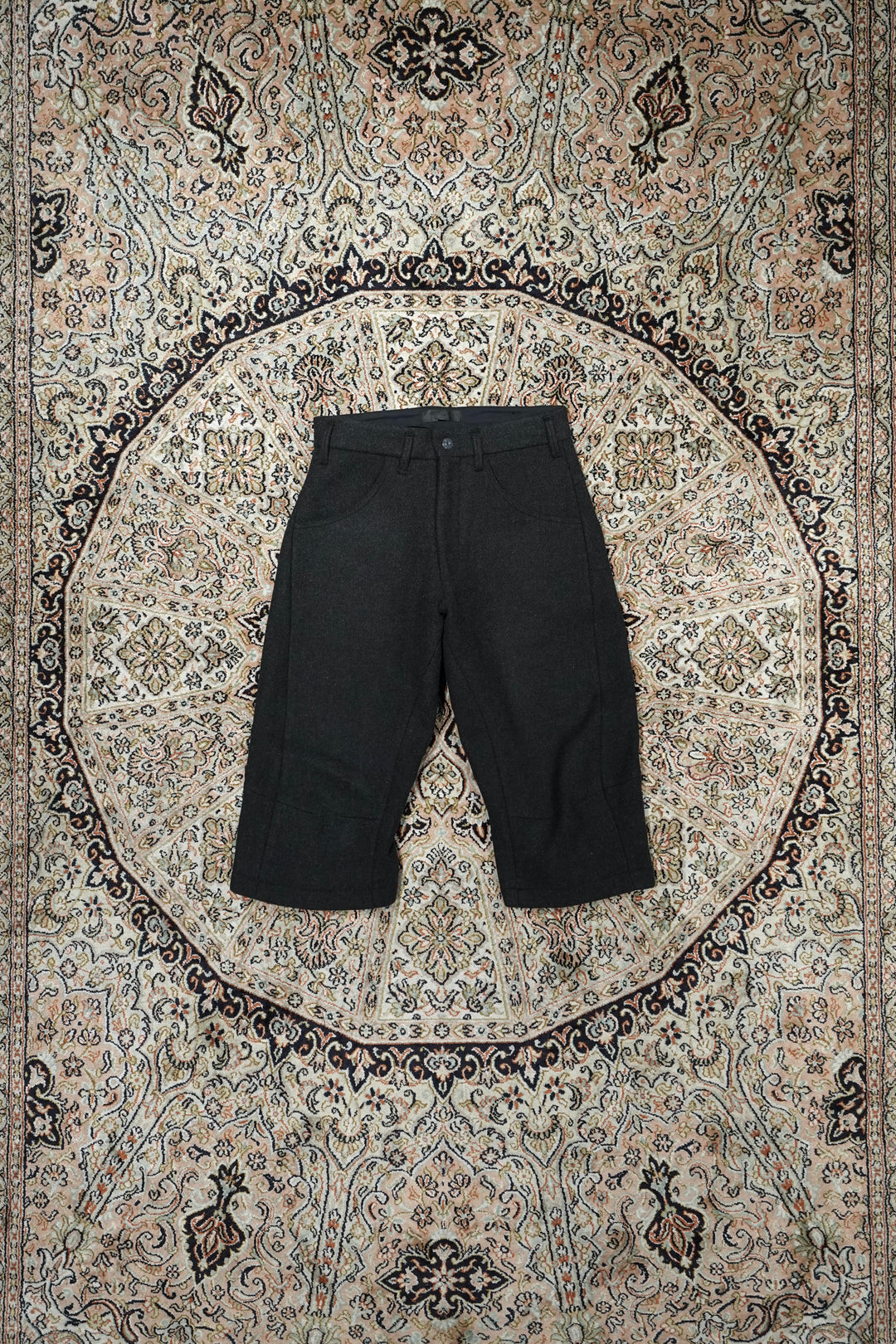 OMAR AFRIDI (Omar Afuridi) RiveTed Wide Cropped Trousers (Black