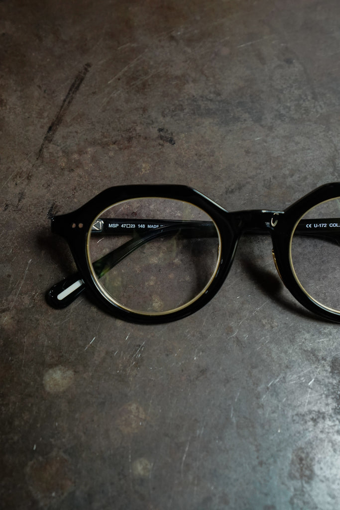 F19F140B-0970-4ECD-92F8-