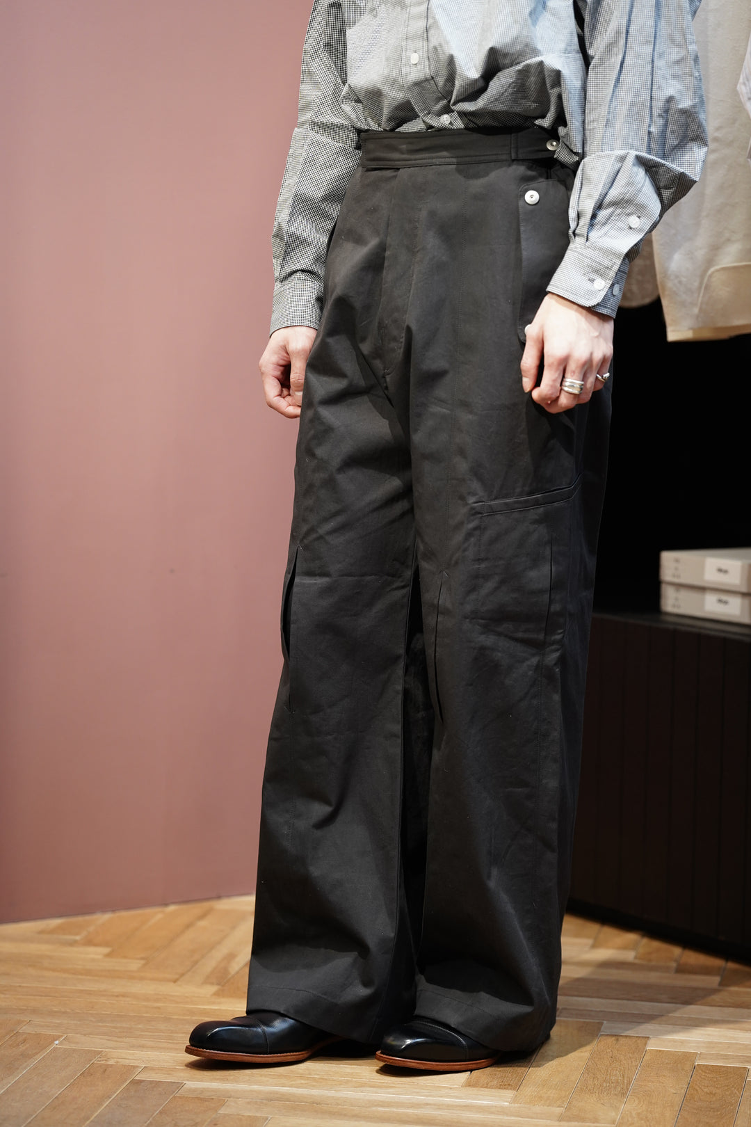 Omar Afridi(オマールアフリディ)25SSのCAROL TROUSERS(パンツ